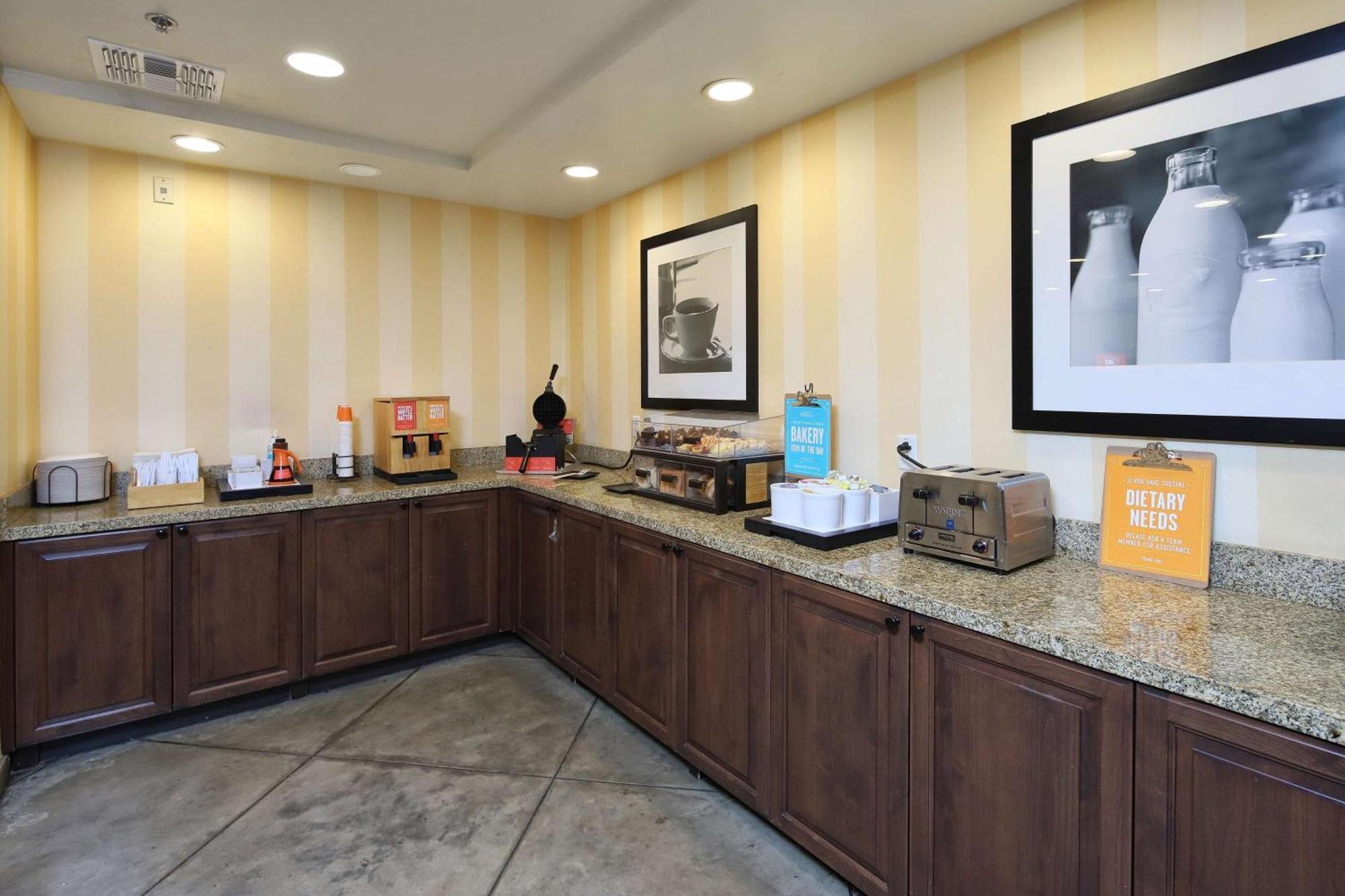 Hampton Inn & Suites Tucson Mall Екстер'єр фото